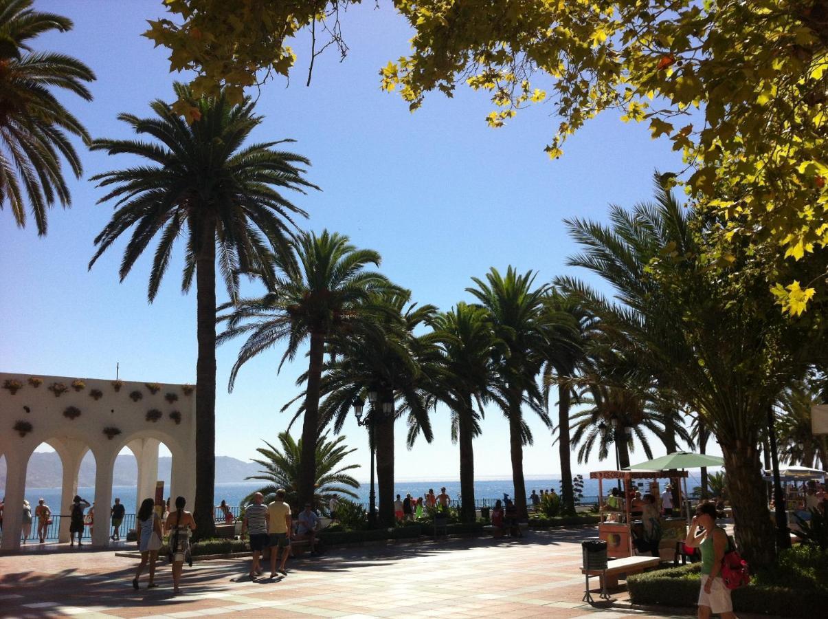 Apartment Verano Azul Nerja Exterior photo